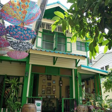 The Tepa House Bed & Breakfast Bangkok Exterior foto