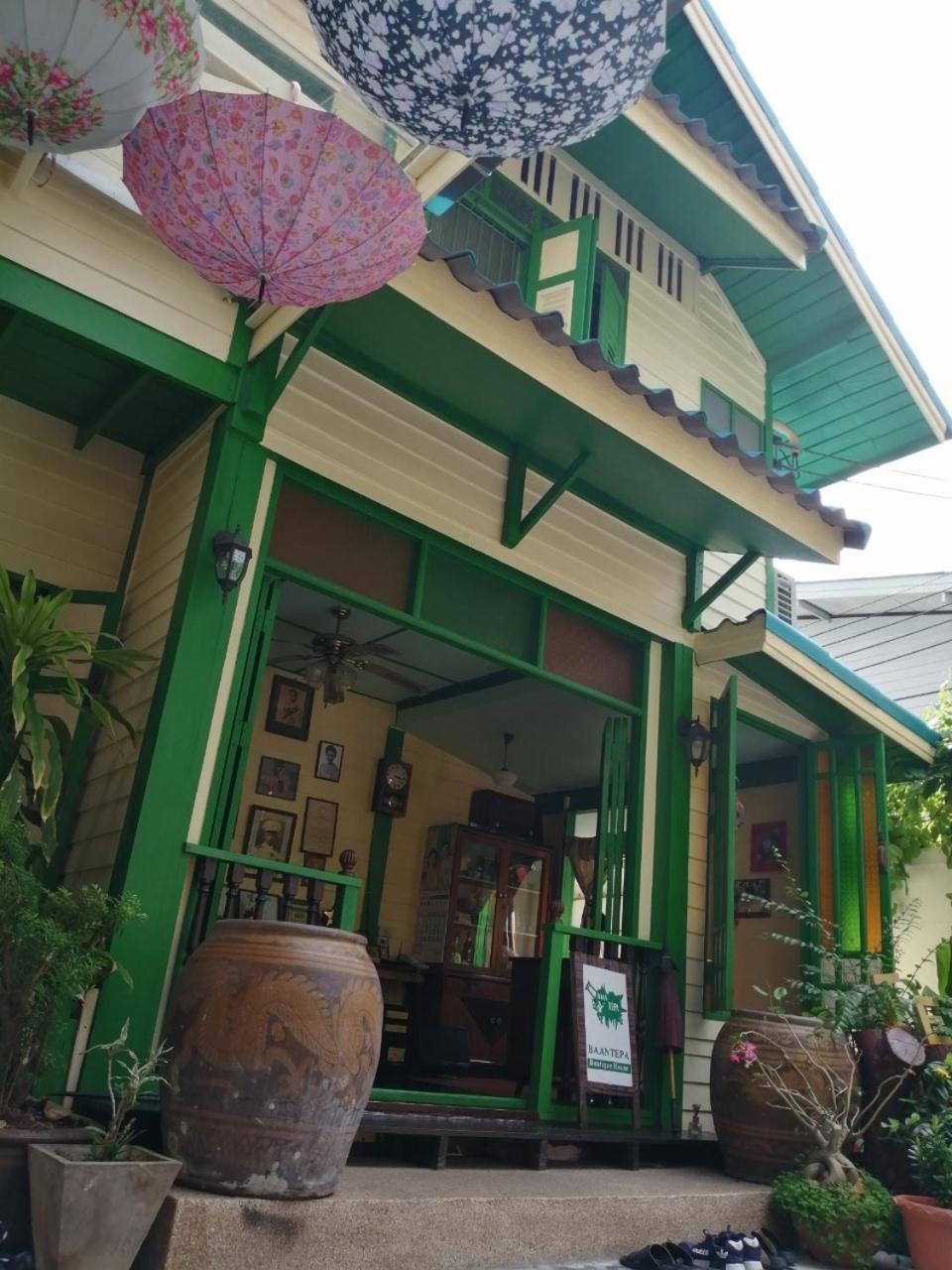 The Tepa House Bed & Breakfast Bangkok Exterior foto