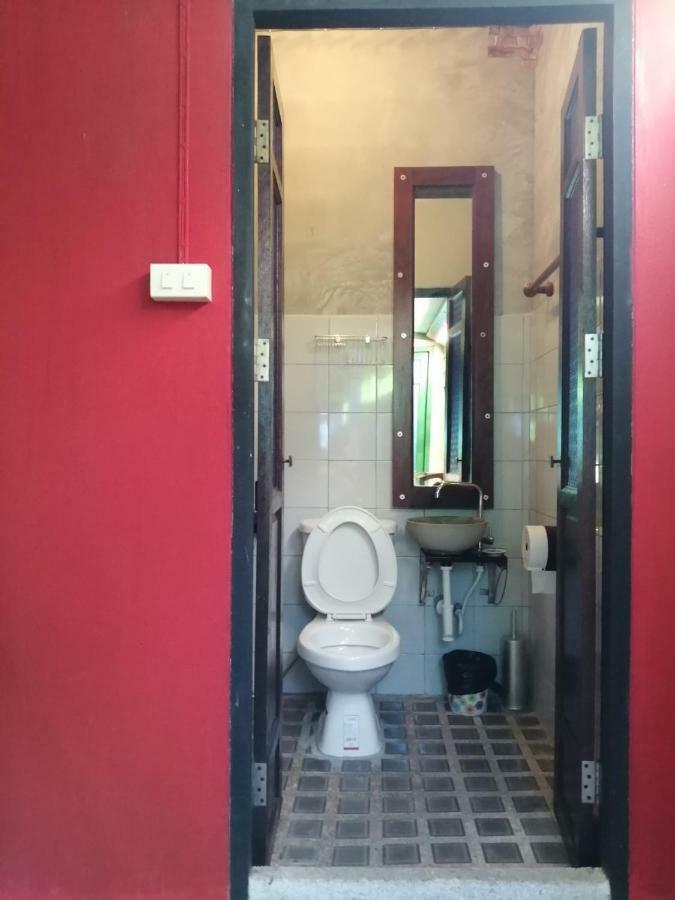 The Tepa House Bed & Breakfast Bangkok Exterior foto