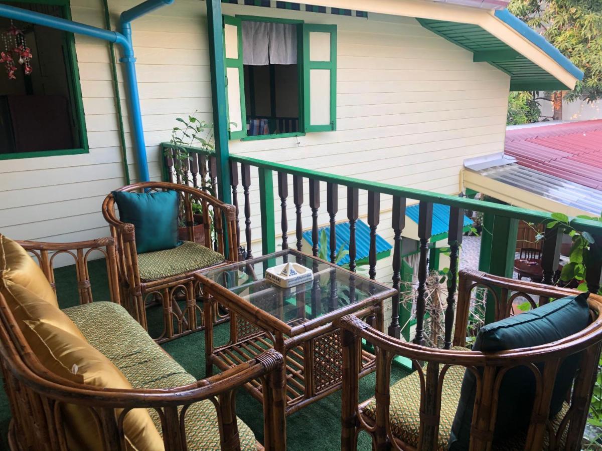 The Tepa House Bed & Breakfast Bangkok Exterior foto